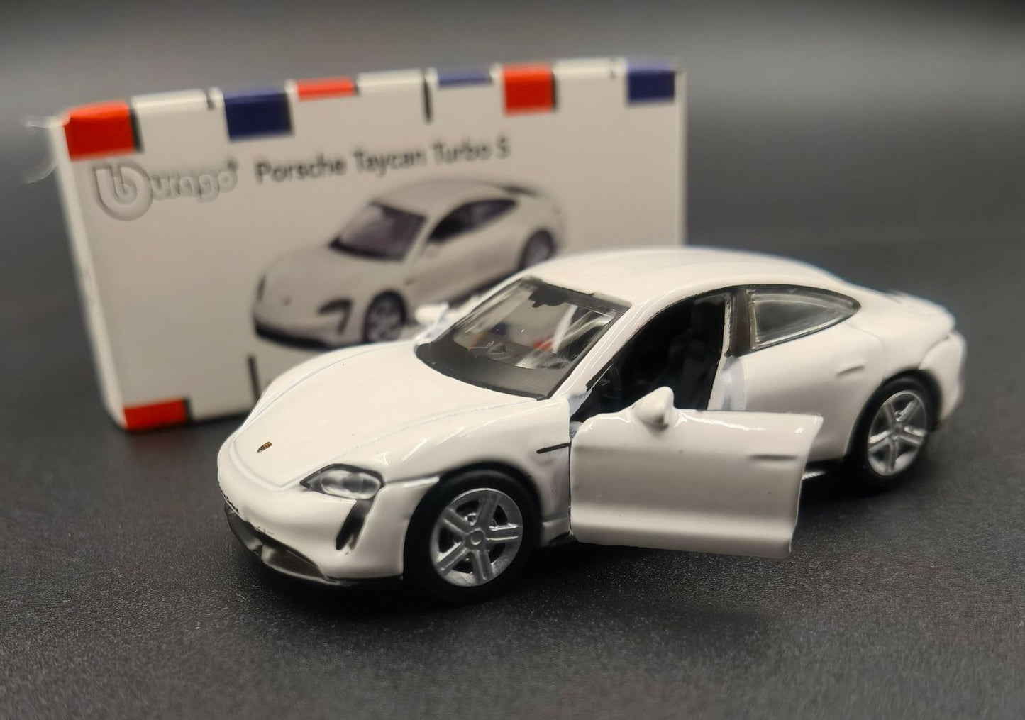 PORCHE TAYON TURBO S DIECAST